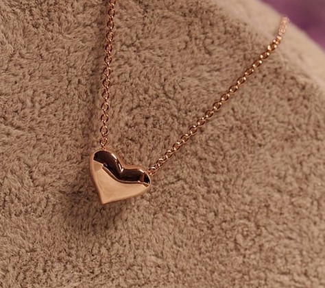 Heart-shaped necklace